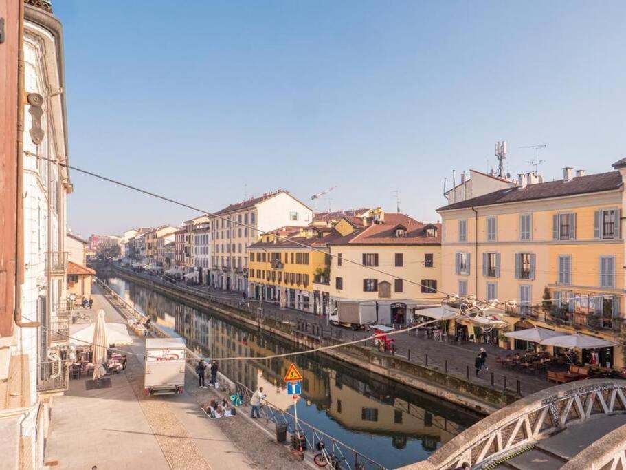 Romantic Flat On Navigli River By Easylife Milan Exterior photo